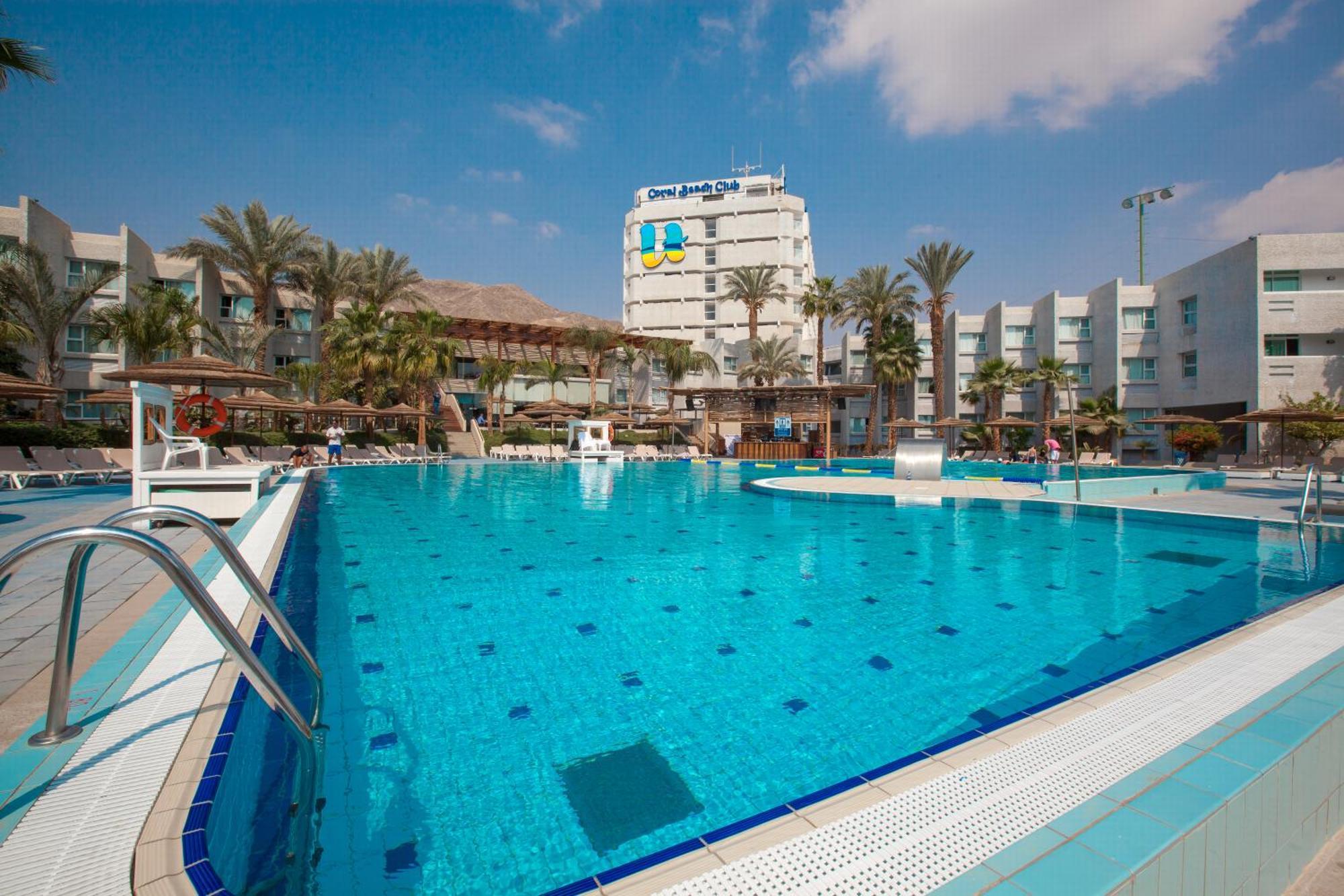 U Coral Club