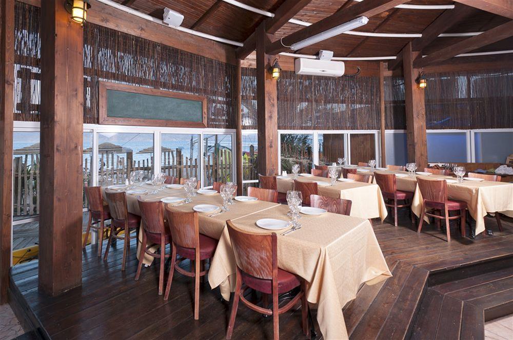 U Coral Club – Ultra 4* Eilat